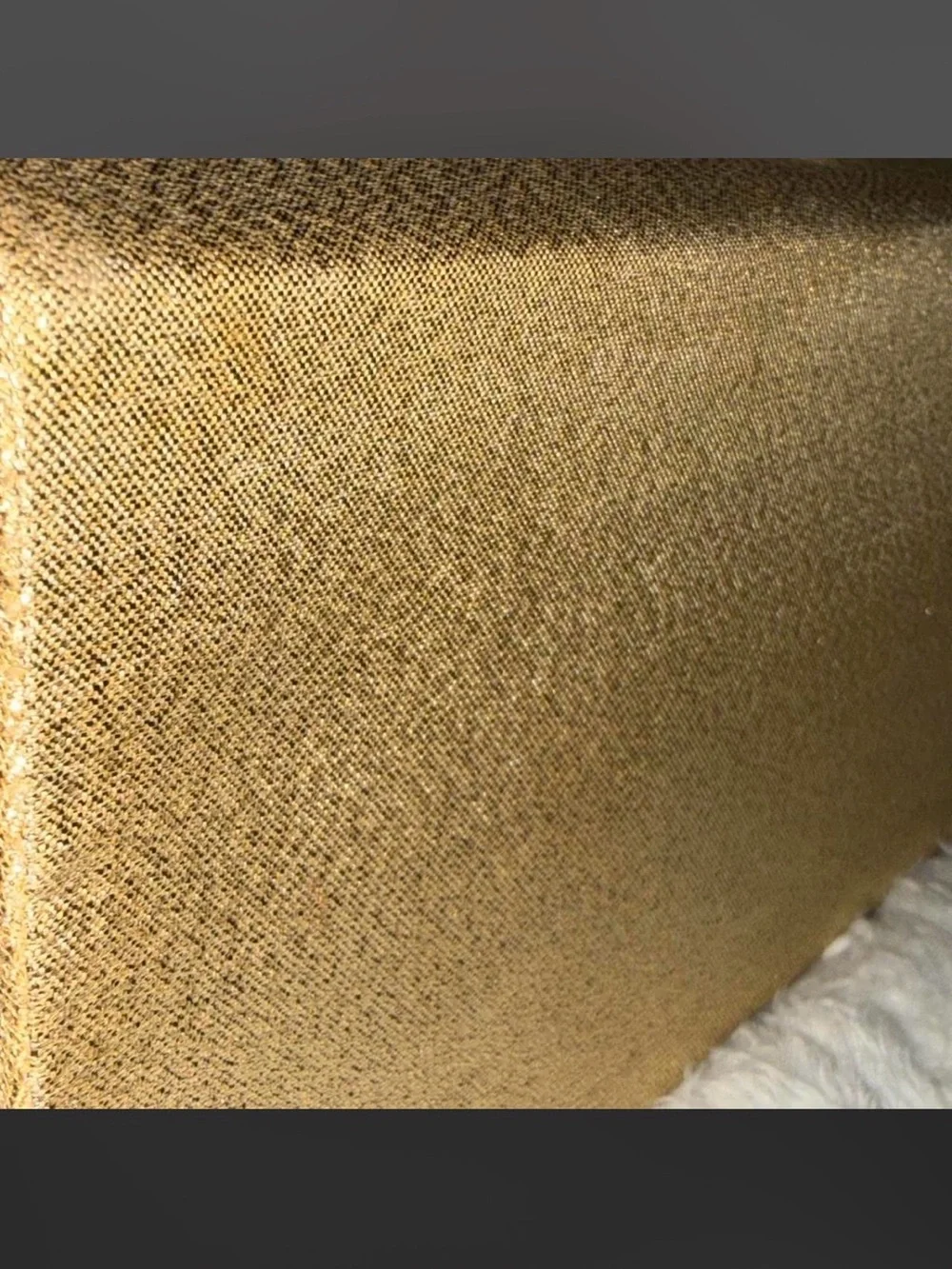 Elegant Gold Vintage Clutch with Chain Handle